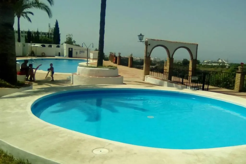 Apartamento AL3 - Piscina para 2-4 personas, aire y wifi Nerja 0*,