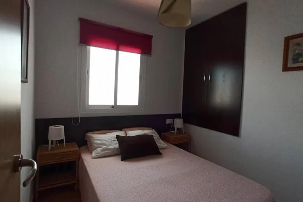 Apartamento AL3 - Piscina para 2-4 personas, aire y wifi Nerja